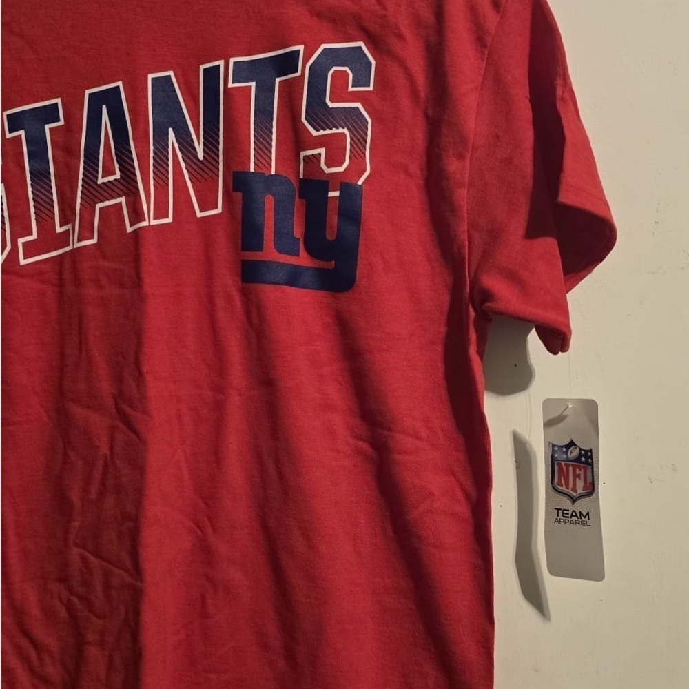 NFL Giants Red Short Sleeve Tee - Picture 12 of 15